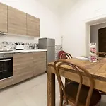 Italianway - Vico Sant\'Anna Di Palazzo 35 B