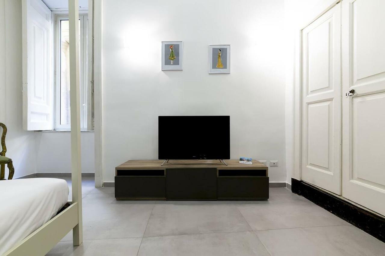 Italianway - Vico Sant'anna Di Palazzo 35 B * Napoli